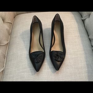 Ann Taylor tassel kitten heel pumps